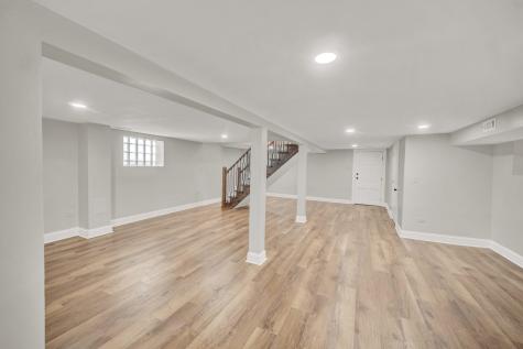 7707 South Ridgeland Avenue Chicago IL 60649