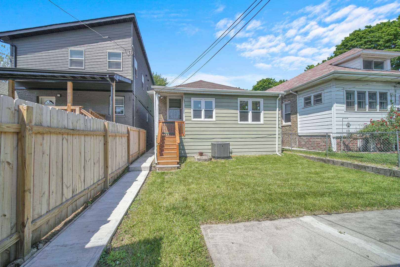 7707 South Ridgeland Avenue Chicago IL 60649