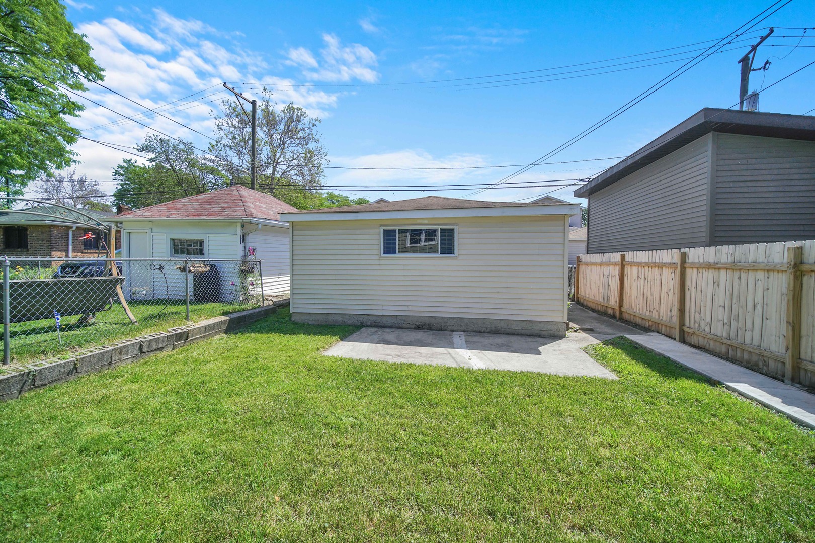 7707 South Ridgeland Avenue Chicago IL 60649