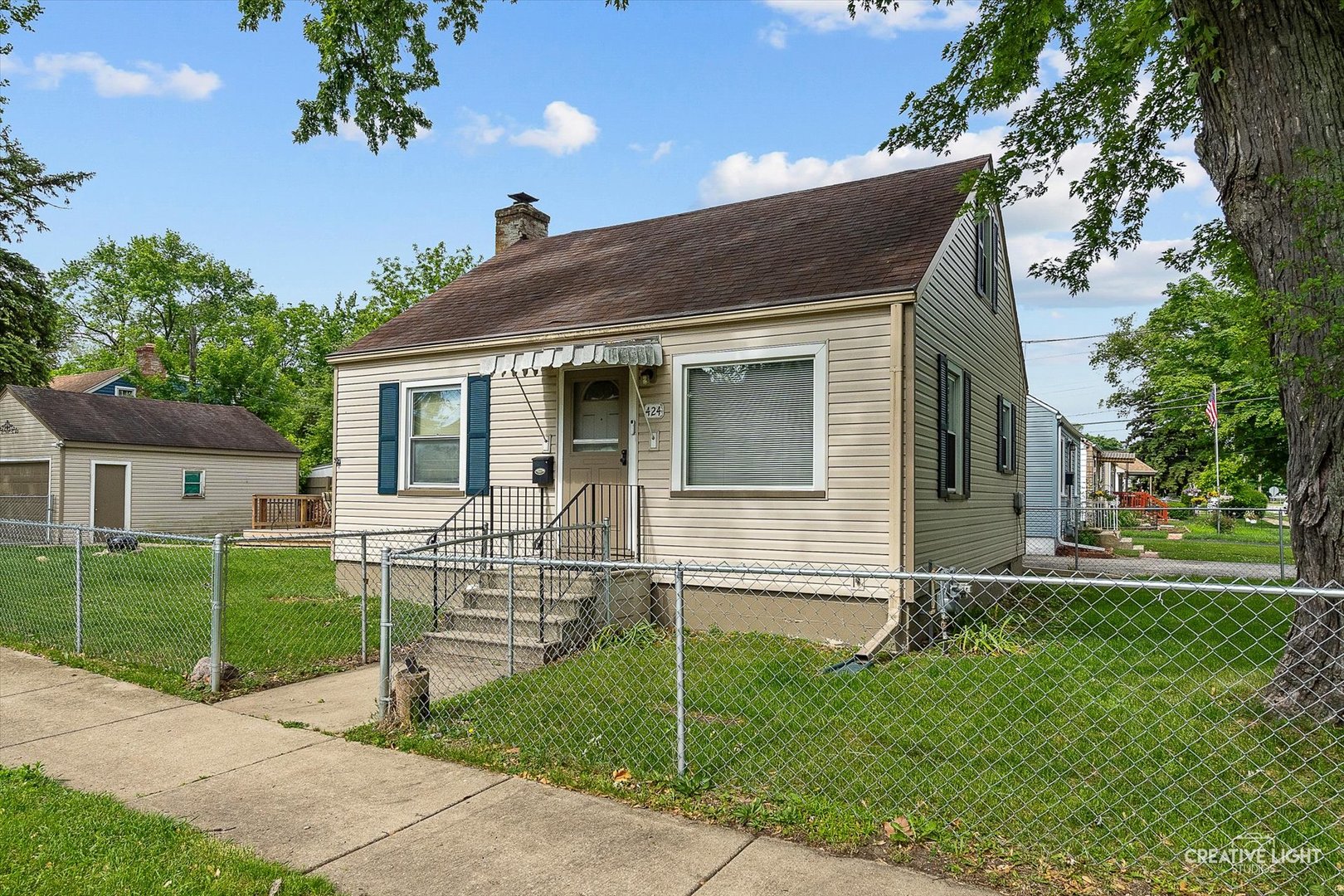424 Howard Avenue Aurora IL 60506