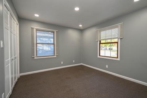 127 South Hawthorne Boulevard Mundelein IL 60060