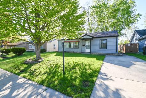 127 South Hawthorne Boulevard Mundelein IL 60060