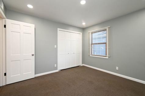127 South Hawthorne Boulevard Mundelein IL 60060
