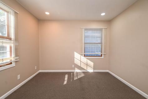 127 South Hawthorne Boulevard Mundelein IL 60060