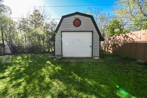 127 South Hawthorne Boulevard Mundelein IL 60060