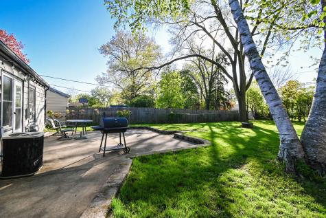 127 South Hawthorne Boulevard Mundelein IL 60060