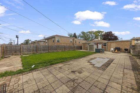 1926 South 16th Avenue Broadview IL 60155