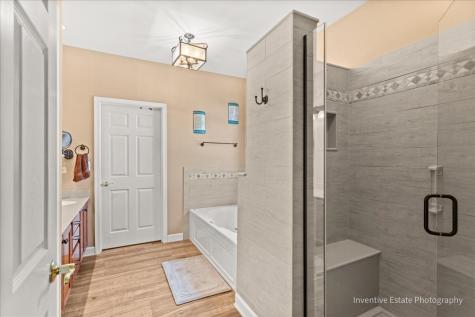 483 Glover Drive North Aurora IL 60542