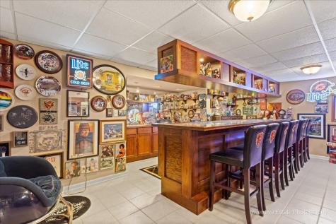 483 Glover Drive North Aurora IL 60542