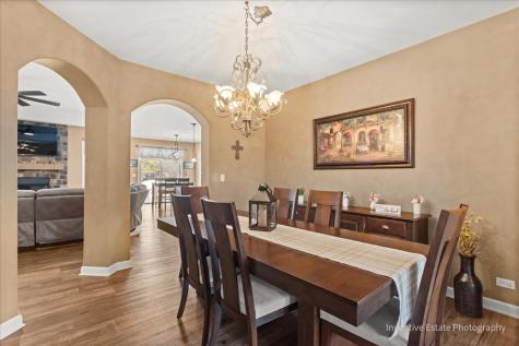 483 Glover Drive North Aurora IL 60542
