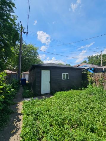 7832 South Evans Avenue Chicago IL 60619