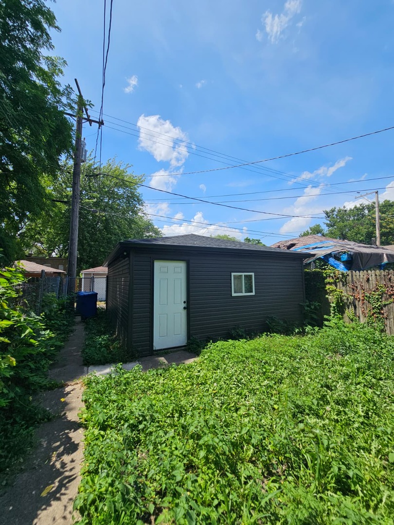 7832 South Evans Avenue Chicago IL 60619