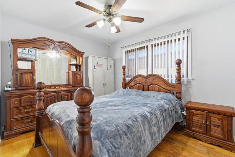 5039 Harold Avenue Schiller Park IL 60176