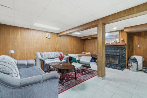 5039 Harold Avenue Schiller Park IL 60176