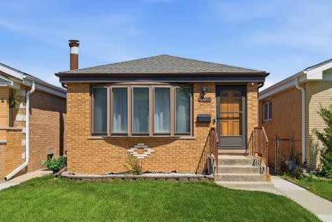 5039 Harold Avenue Schiller Park IL 60176