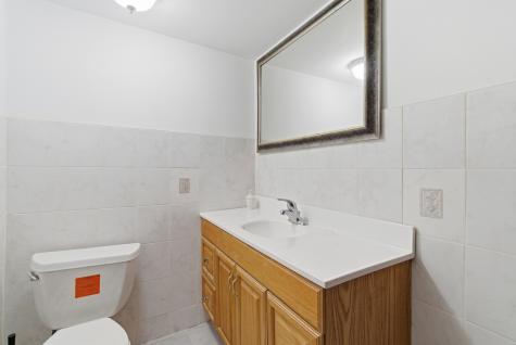 5039 Harold Avenue Schiller Park IL 60176
