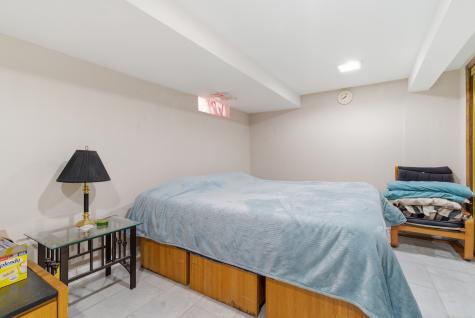 5039 Harold Avenue Schiller Park IL 60176