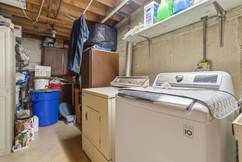 5039 Harold Avenue Schiller Park IL 60176