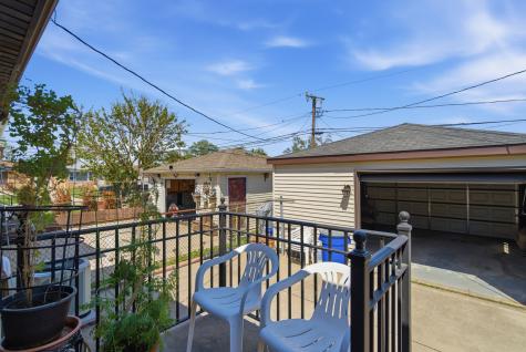 5039 Harold Avenue Schiller Park IL 60176
