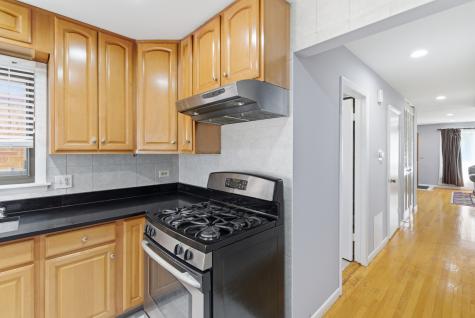 5039 Harold Avenue Schiller Park IL 60176