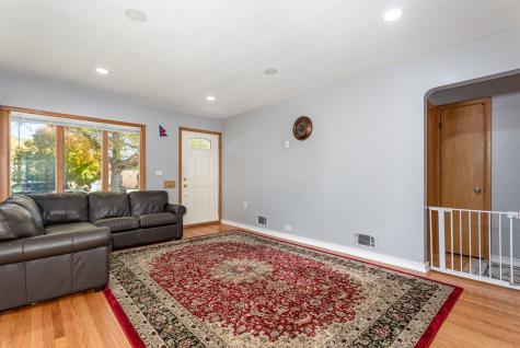 8108 North Overhill Avenue Niles IL 60714