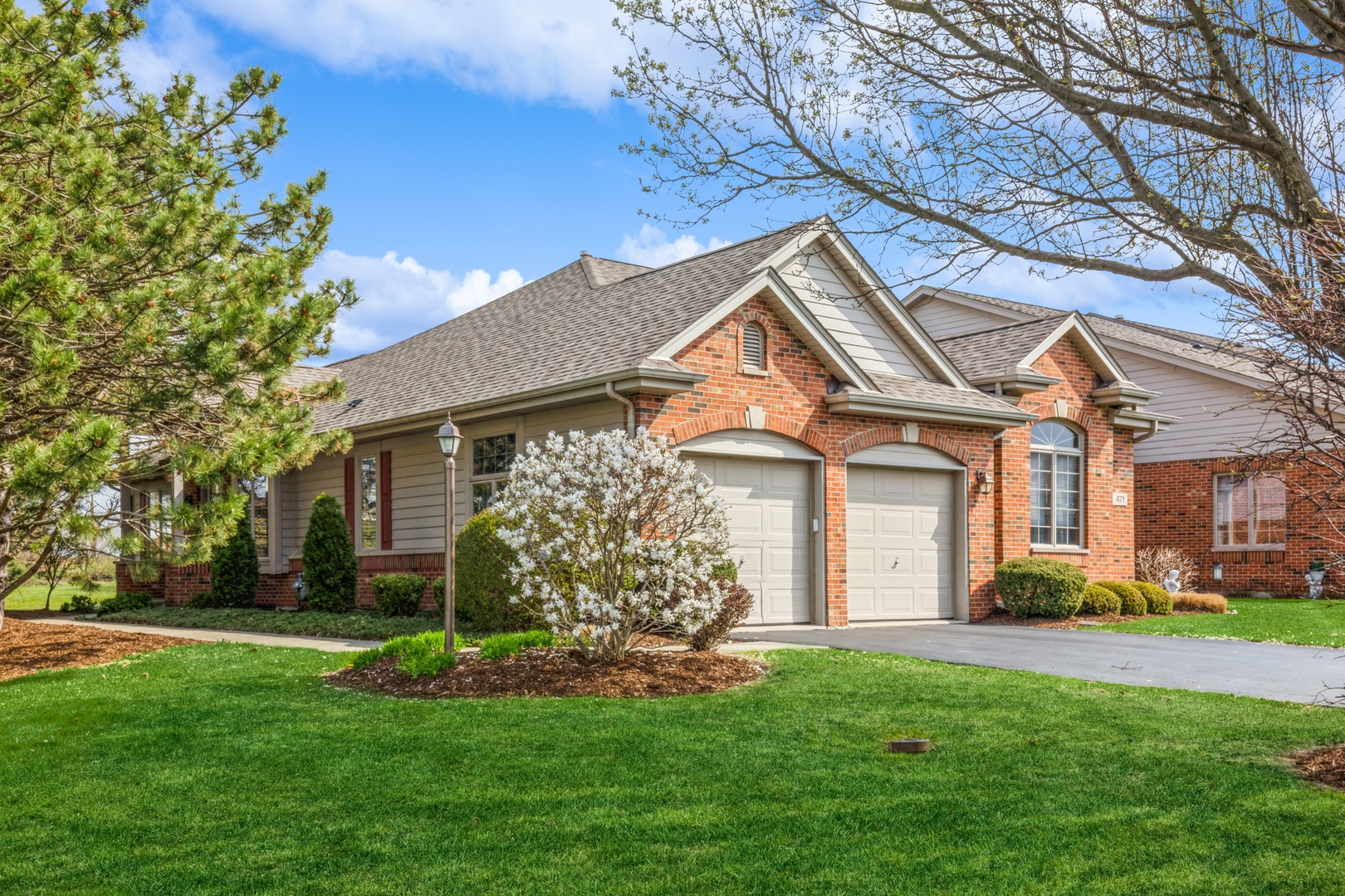 471 Linden Circle Beecher IL 60401