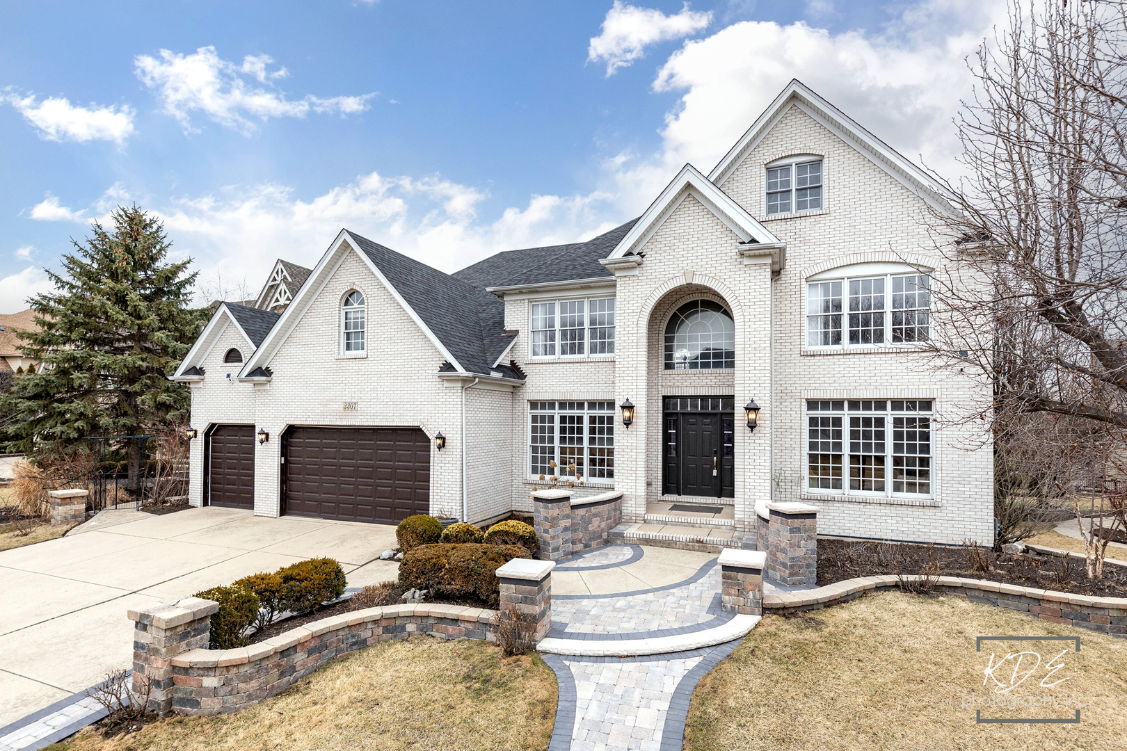 3307 Danlaur Court Naperville IL 60564
