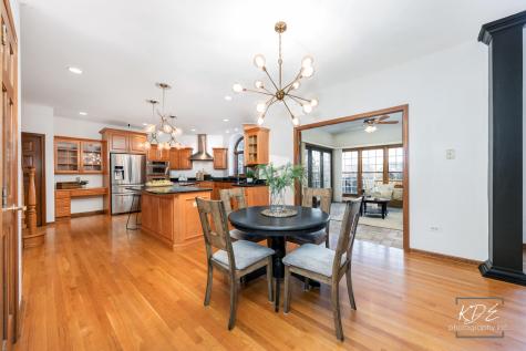 3307 Danlaur Court Naperville IL 60564