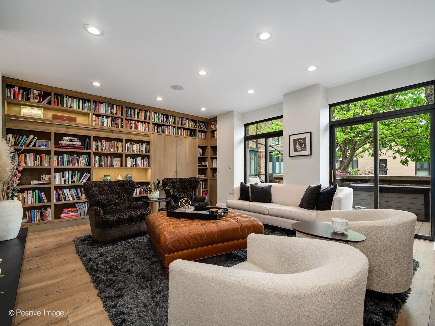 1635 North Larrabee Street Chicago IL 60614