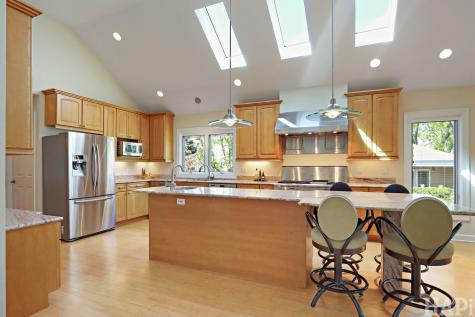 225 Spruce Road Northbrook IL 60062