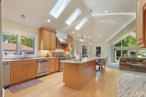 225 Spruce Road Northbrook IL 60062