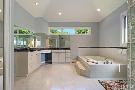 225 Spruce Road Northbrook IL 60062
