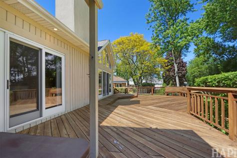 225 Spruce Road Northbrook IL 60062