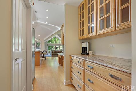 225 Spruce Road Northbrook IL 60062
