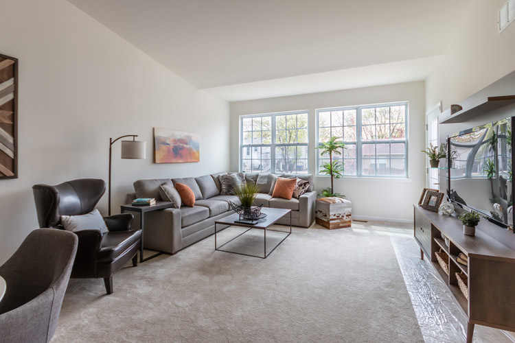 454 Ridge Lane Bolingbrook IL 60440