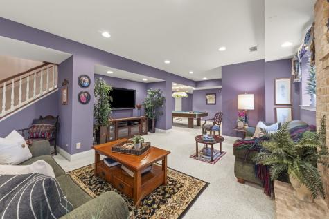 4N446 Mountain Ash Drive Wayne IL 60184
