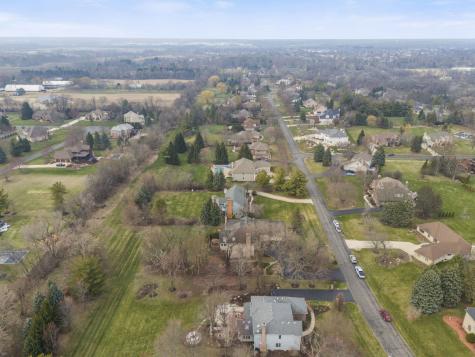 4N446 Mountain Ash Drive Wayne IL 60184