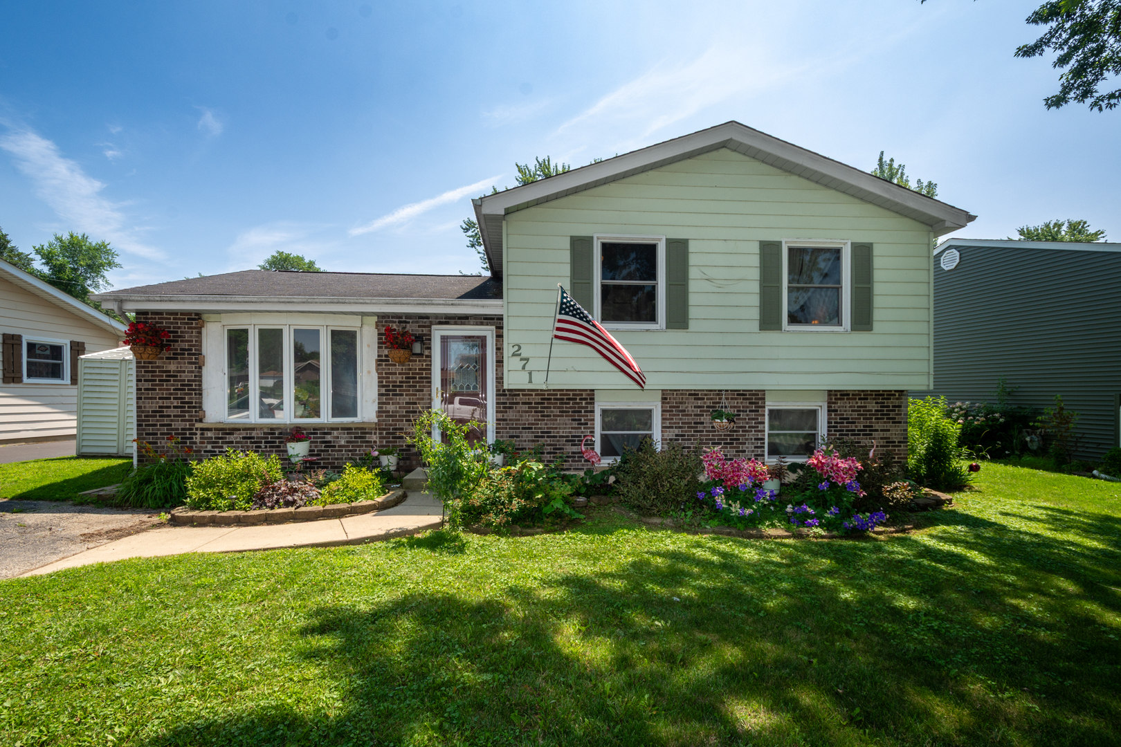 271 Sunset Lane Antioch IL 60002