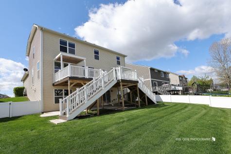 862 Heartland Park Lane Antioch IL 60002