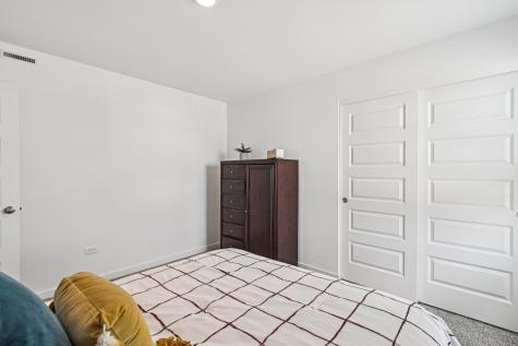 2401 Semillon Street Oswego IL 60543