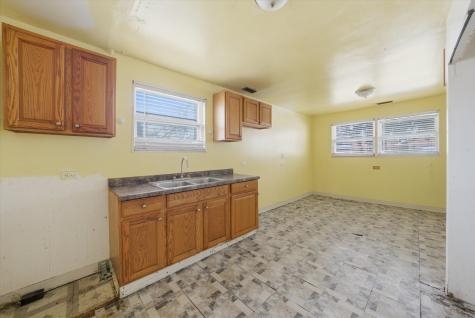 129 49TH Avenue Bellwood IL 60104