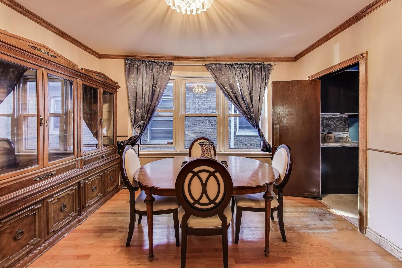 8346 South Aberdeen Street Chicago IL 60620