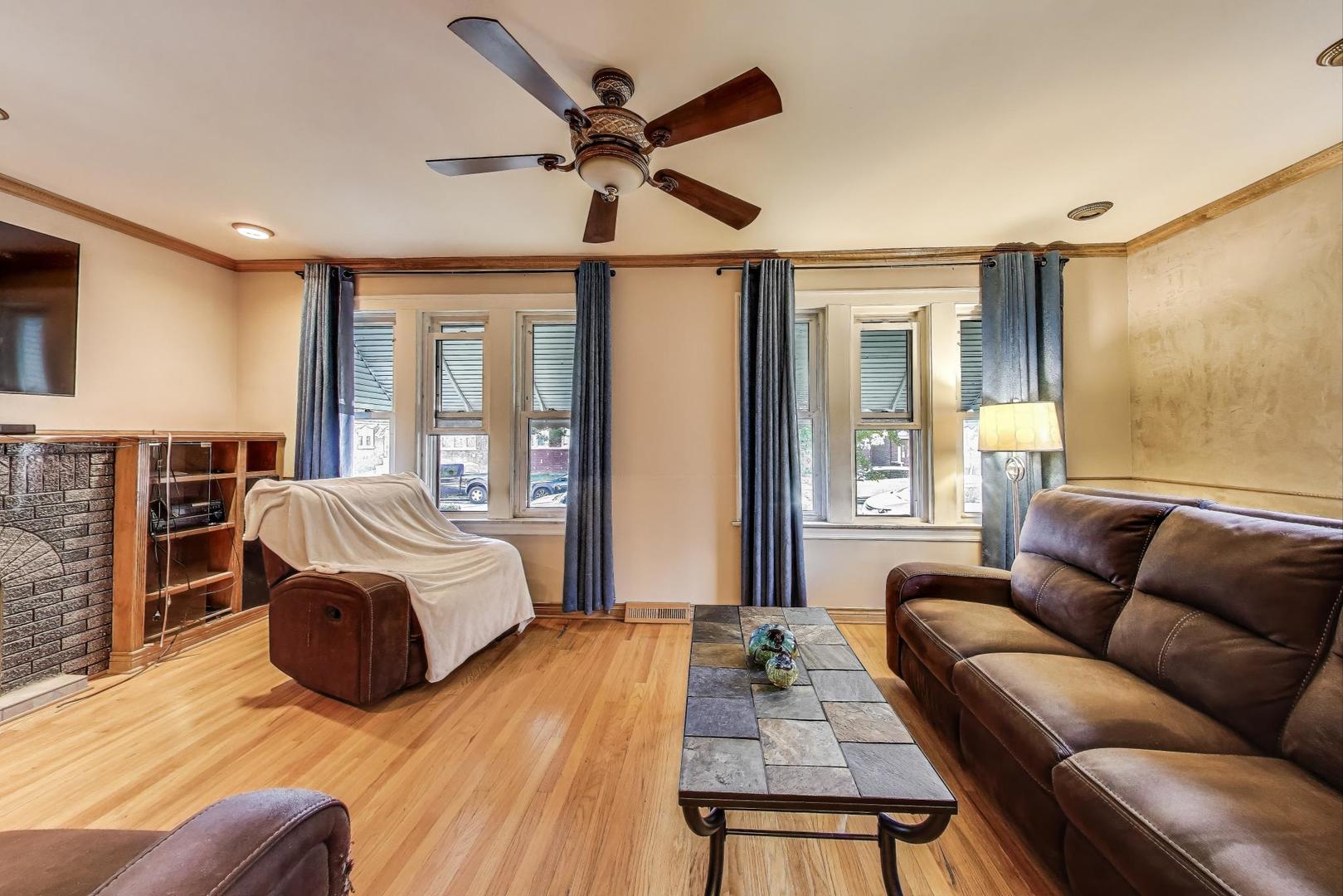 8346 South Aberdeen Street Chicago IL 60620