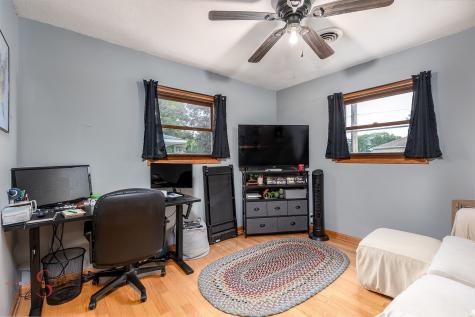 517 5TH Avenue Ottawa IL 61350