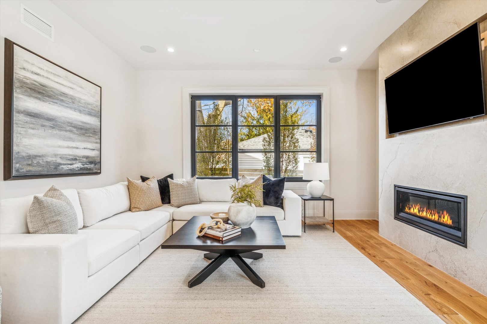 377 South Prairie Avenue Elmhurst IL 60126