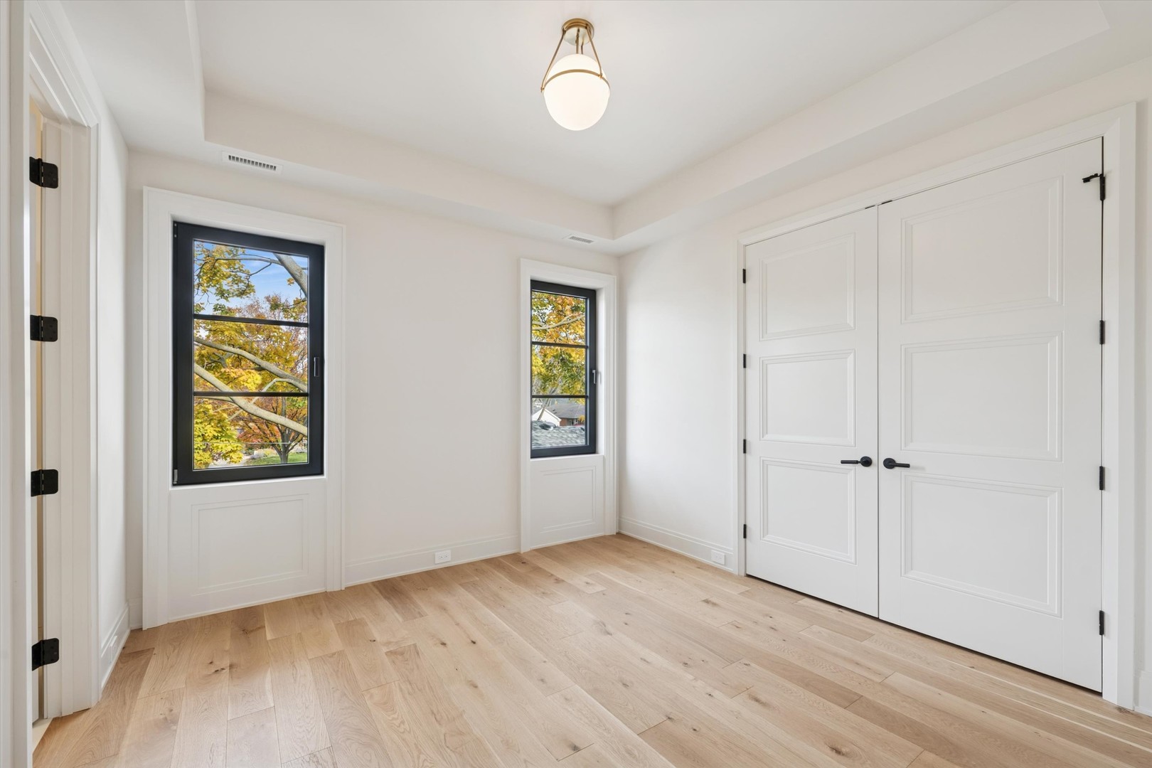 377 South Prairie Avenue Elmhurst IL 60126