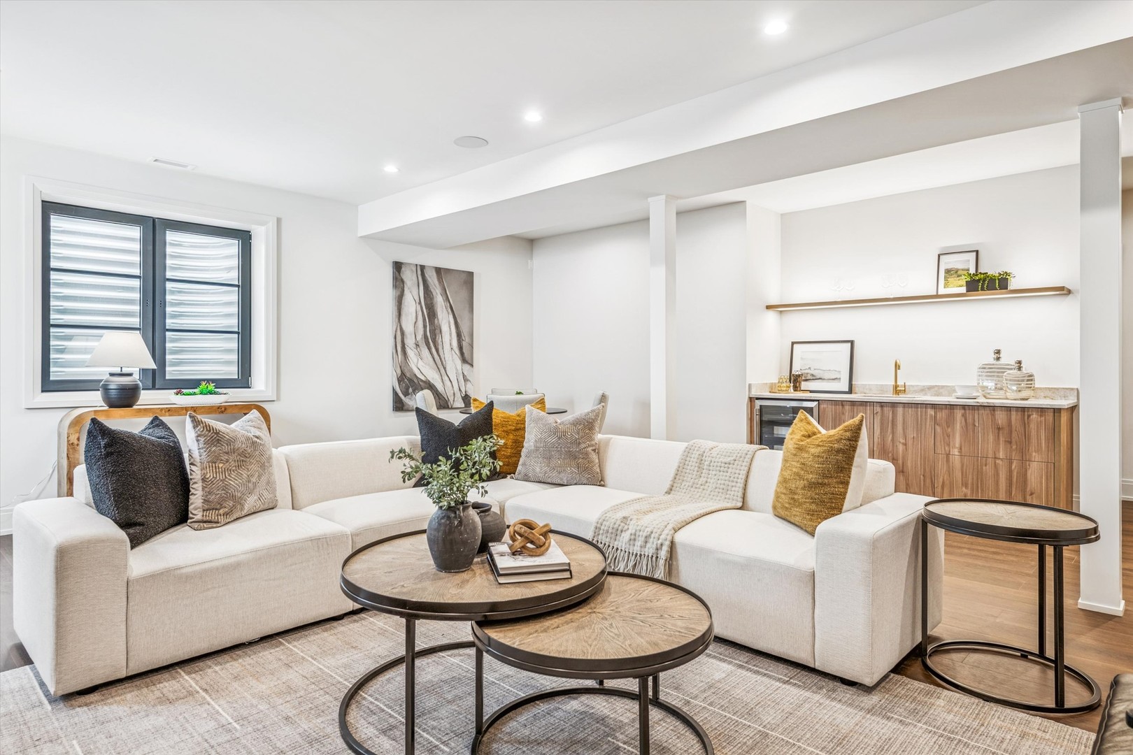 377 South Prairie Avenue Elmhurst IL 60126