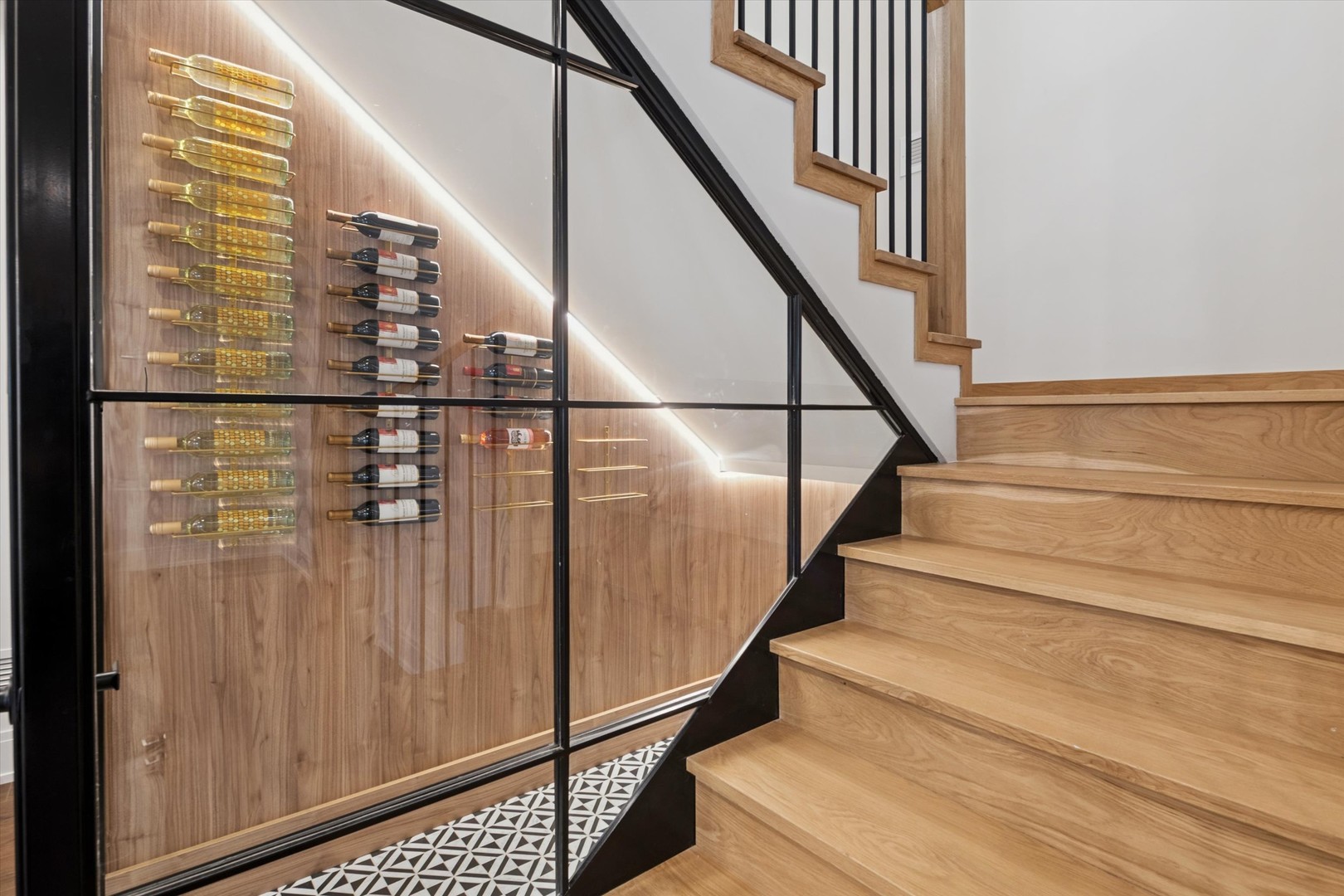 377 South Prairie Avenue Elmhurst IL 60126