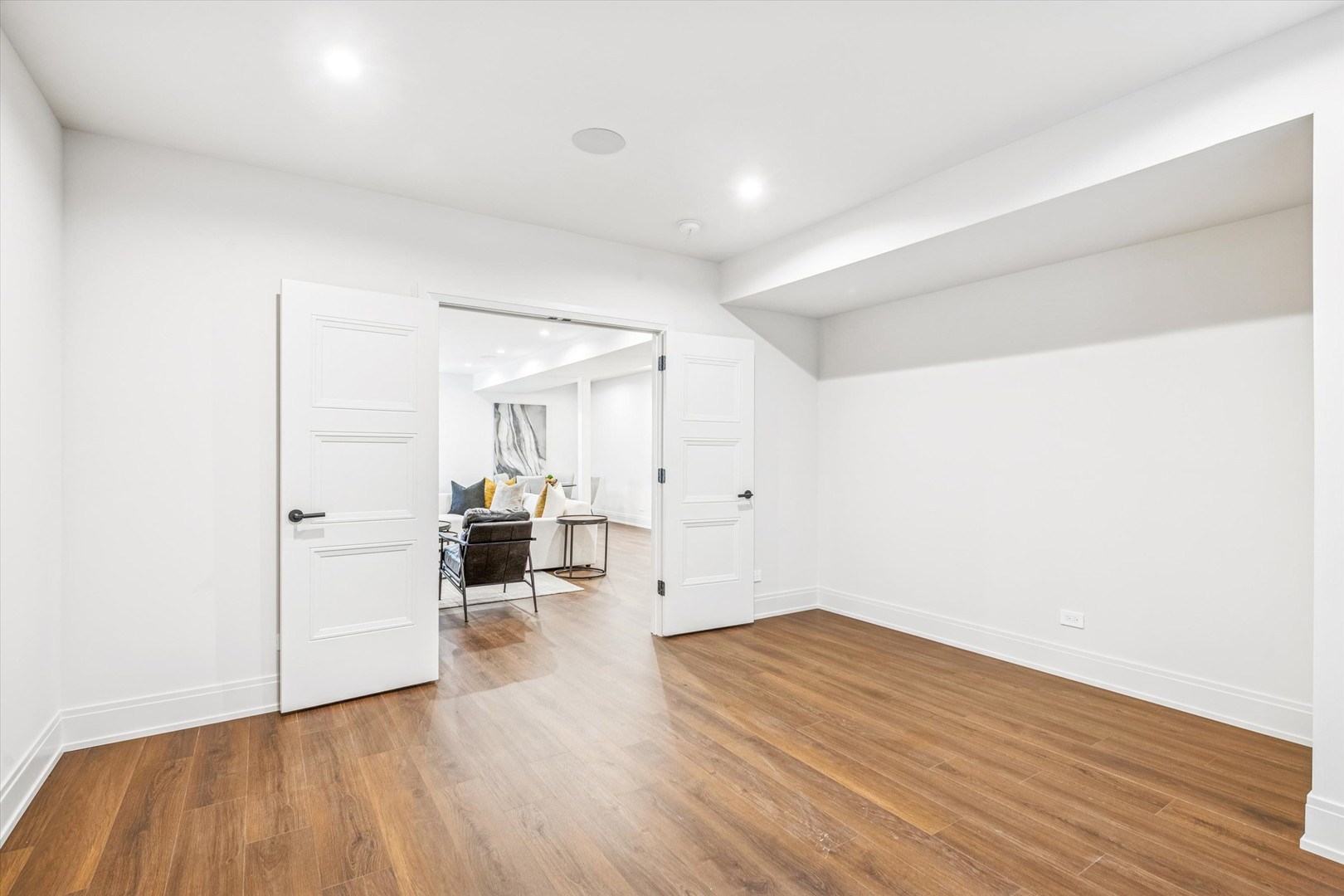 377 South Prairie Avenue Elmhurst IL 60126