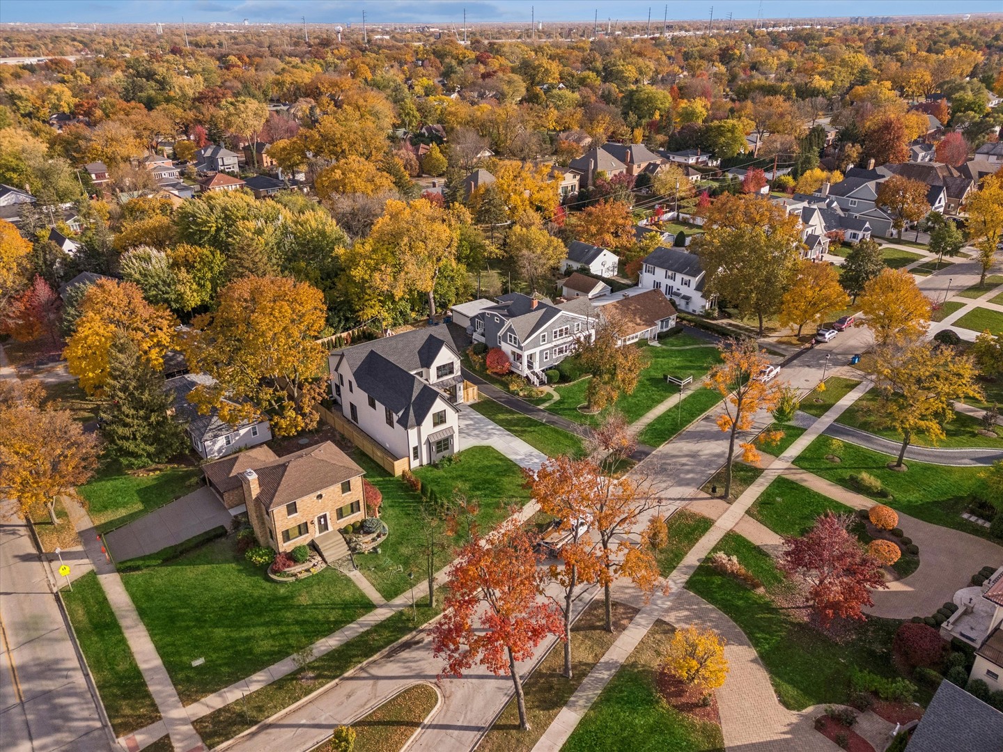 377 South Prairie Avenue Elmhurst IL 60126